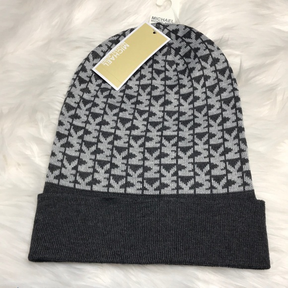 NEW Michael Kors Beanie - NEW - Picture 2 of 4